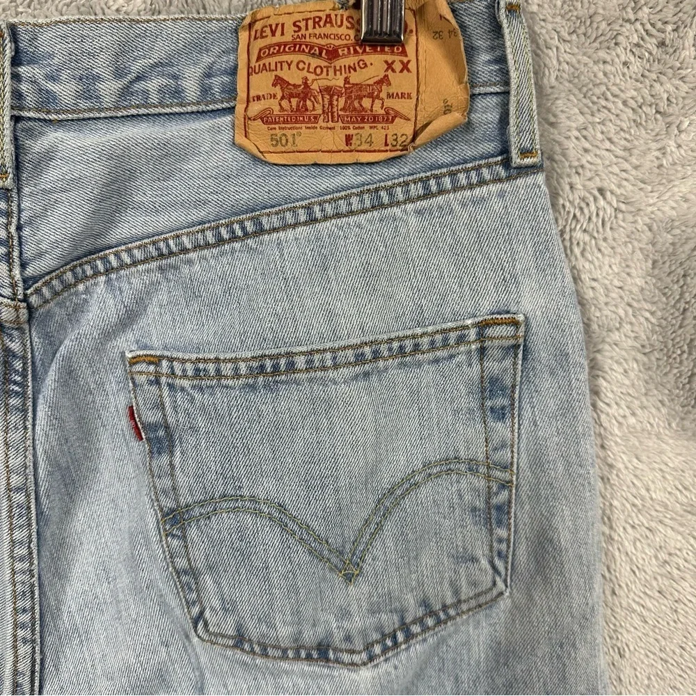 Levi’s 501 Y2K Light Wash Straight Leg Button Fly Jeans Size 34x32